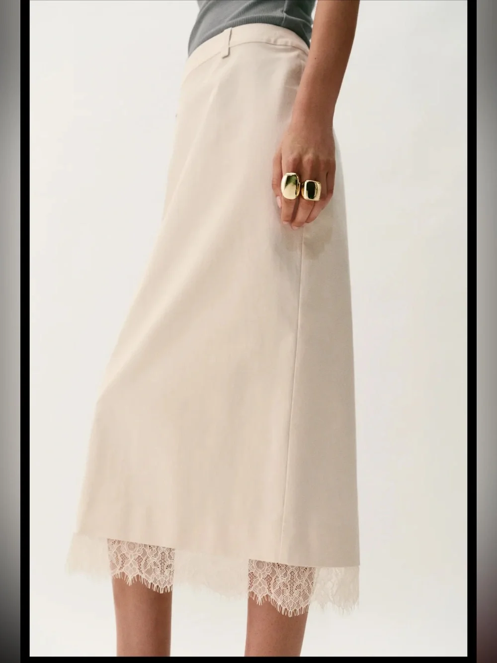 Zara Cream Midi Pencil Skirt with Lace Trim